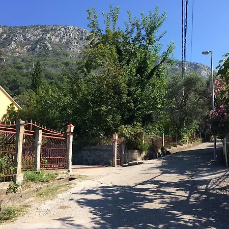 Casa Perez Appartamento Podgorica